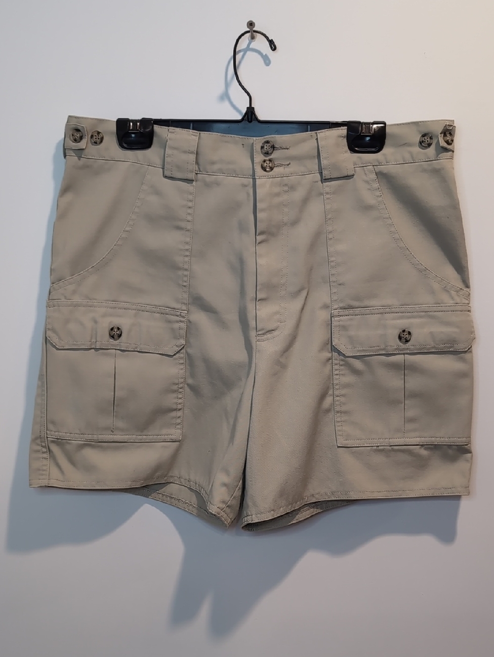 Tilley Cargo Beige Shorts Tan Size 37